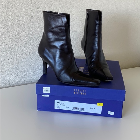 Stuart Weitzman Shoes - Stuart Weitzman Leather Zip Heeled Bootie Sz 5